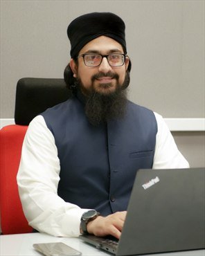 Omer Khan, Founder & Chief Problem Solver