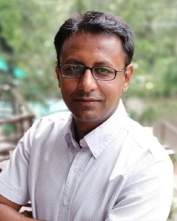 Yasar Hayat, Head of Data Acquisition